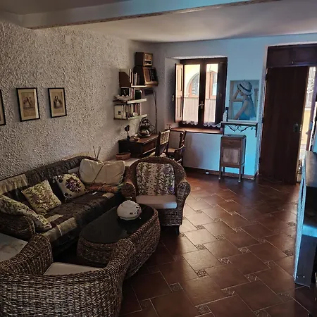 La Casa Sugli Scogli